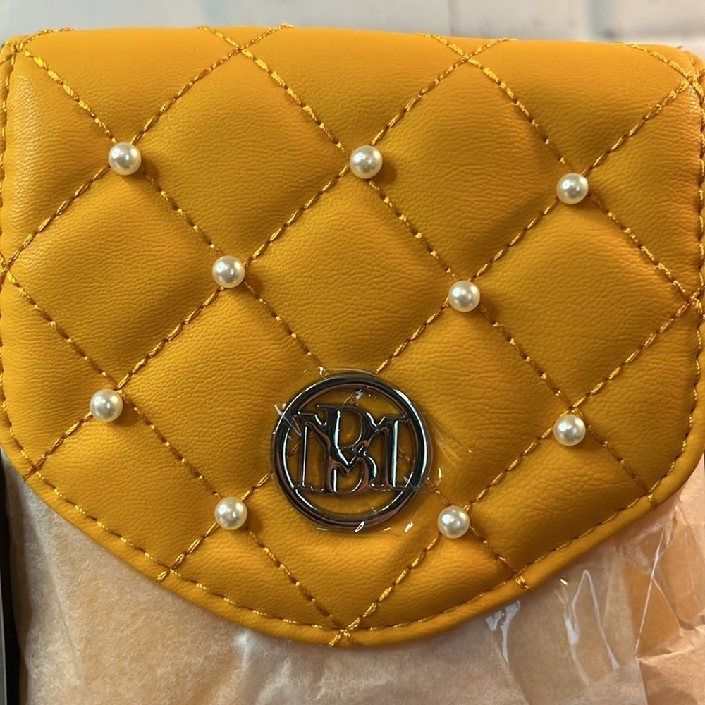 BADGLEY MISCHKA YELLOW PHONE CASE WITH DIAMOND QUILTING CROSSBODY & PEARL STRAP